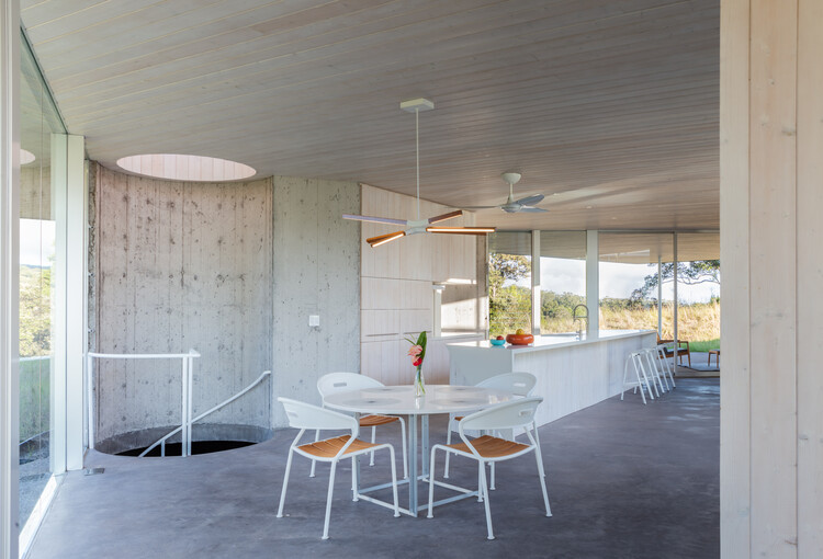 Musubi House / Craig Steely Architecture - Интерьерная фотография, Столовая, Стул