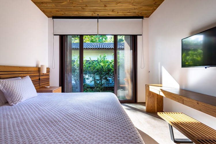 PO House / Dall'Ovo Magalhães Arquitetura - Интерьерная фотография, Спальня, Кровать