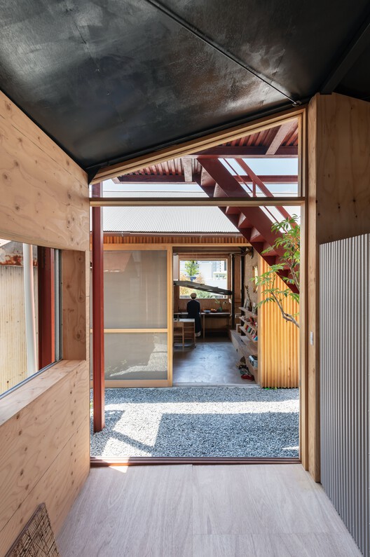 House for Gonda / Office for Environment Architecture - Интерьерная фотография, Балка, Окна