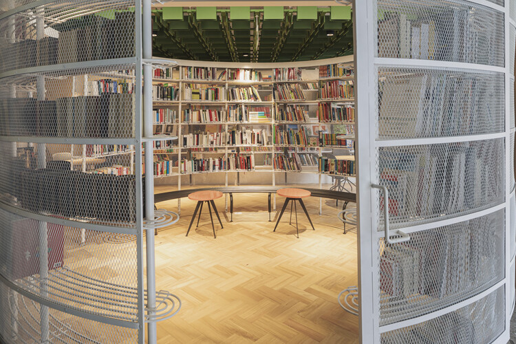 Renovación Goethe-Institut / Yemail Arquitectura - Интерьерная фотография, стеллажи