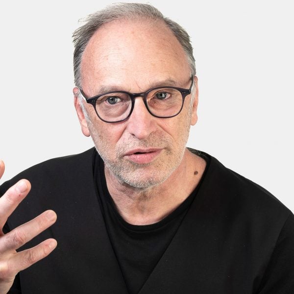 Директор школы дизайна критикует Dezeen за конкурс художественных работ с искусственным интеллектом