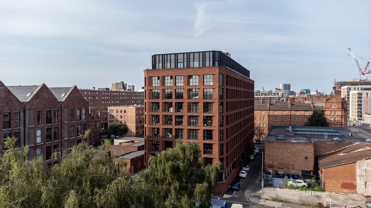 One Silk Street / Mecanoo - Экстерьерная фотография, Окна, Городской пейзаж, Фасад