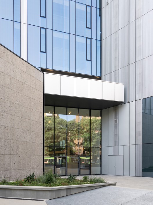 Офисное здание Pharo / Park Associati - Наружная фотография, Фасад