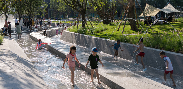 Waterline Park / Лаборатория D+H - Экстерьерная фотография