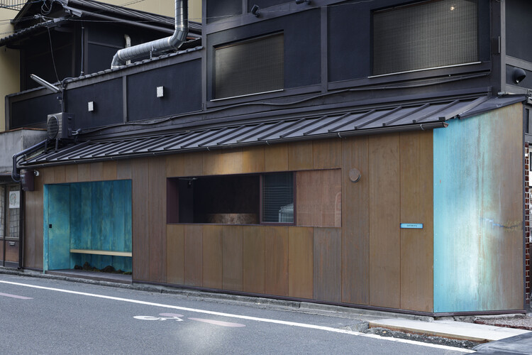 Suetomi AOQ Cafe Stand / Студия G architects - Интерьерная фотография, Кухня, Окна, Фасад