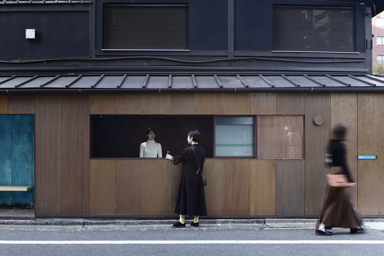 Suetomi AOQ Cafe Stand / Студия G architects - Интерьерная фотография, Кухня, Окна, Фасад