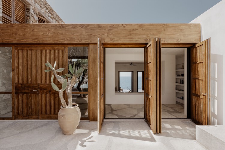 Viglostasi Residence / block722 - Интерьерная фотография, Окна, Фасад