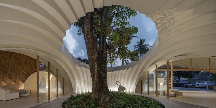 Holiday Inns Samui Lobby / Onion - Интерьерная фотография, Арка, Аркада