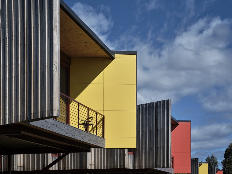  Фермерский дом Iron Creek Bay / Misho and Associates - экстерьерная фотография, фасад