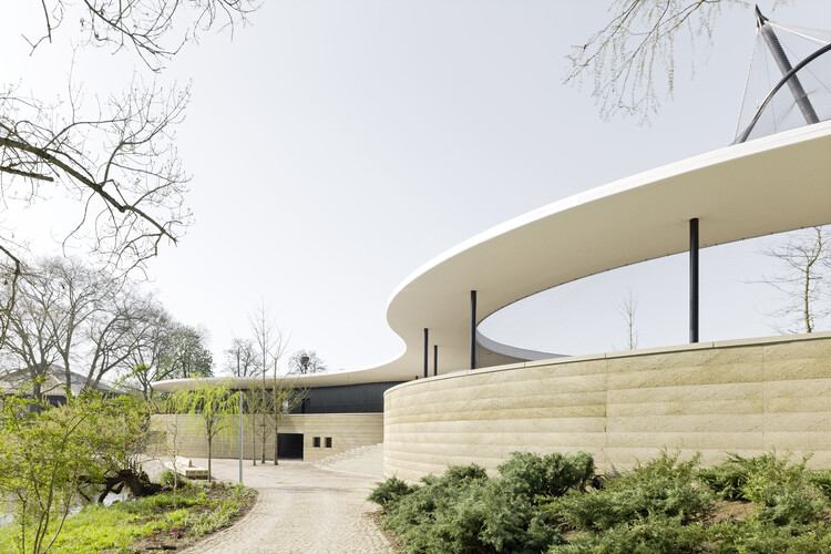 Green Experience Center в Луизенпарке / Bez+Kock Architekten - Экстерьерная фотография, Фасад
