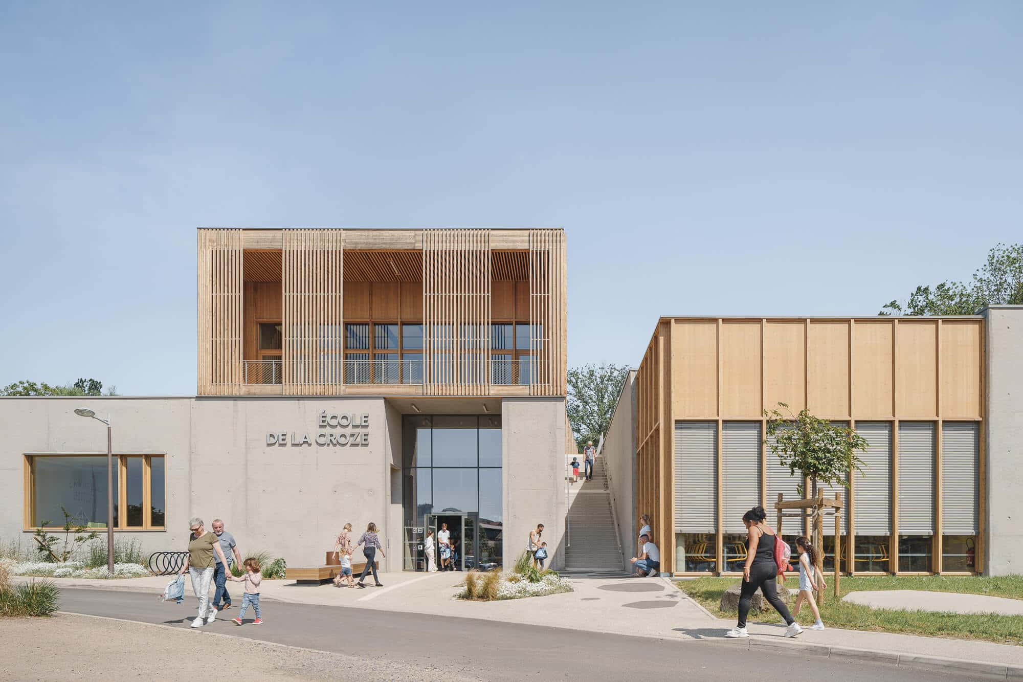 Школа Ла-Кроз / rue royale architectes