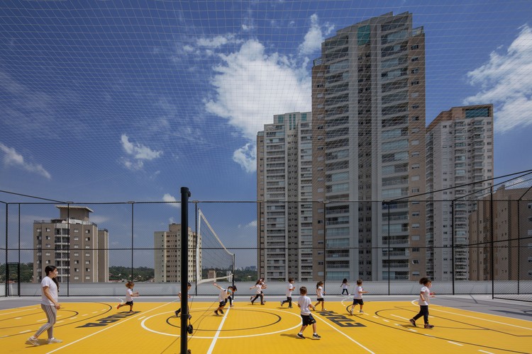 Etapa Vila Mascote School / Biselli Katchborian Arquitetos - Экстерьерная фотография