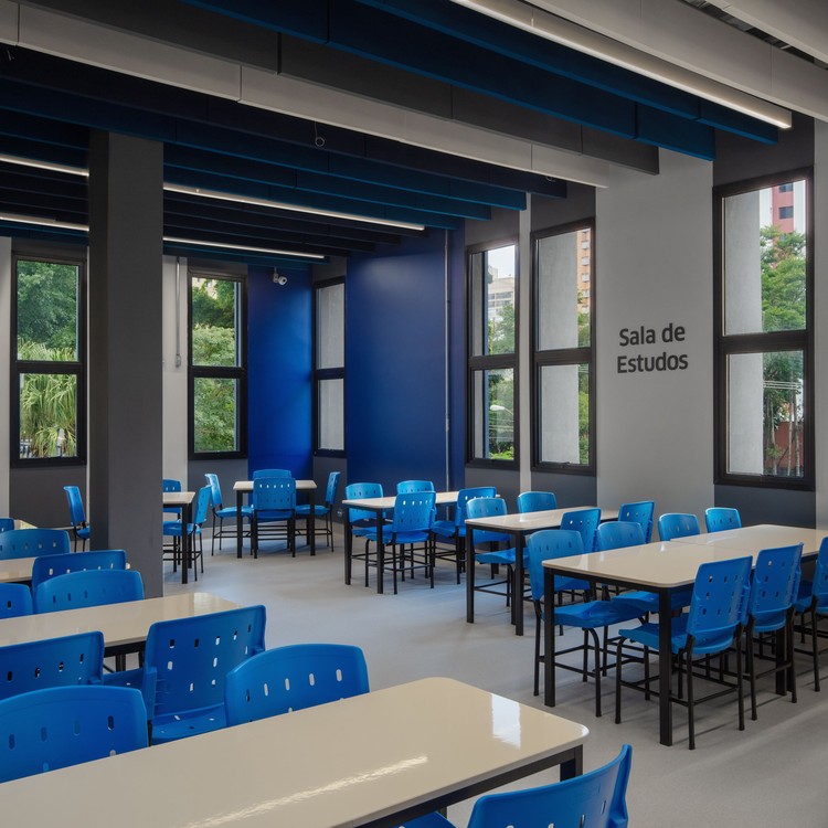 Etapa Vila Mascote School / Biselli Katchborian Arquitetos - Интерьерная фотография, Столовая, Стул
