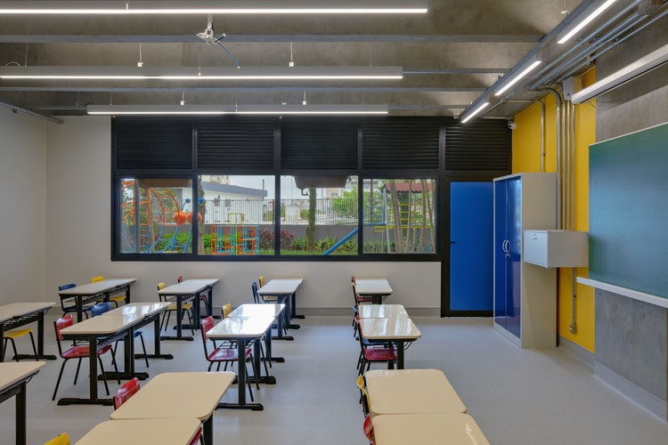 Etapa Vila Mascote School / Biselli Katchborian Arquitetos - Интерьерная фотография, Столовая, Стул