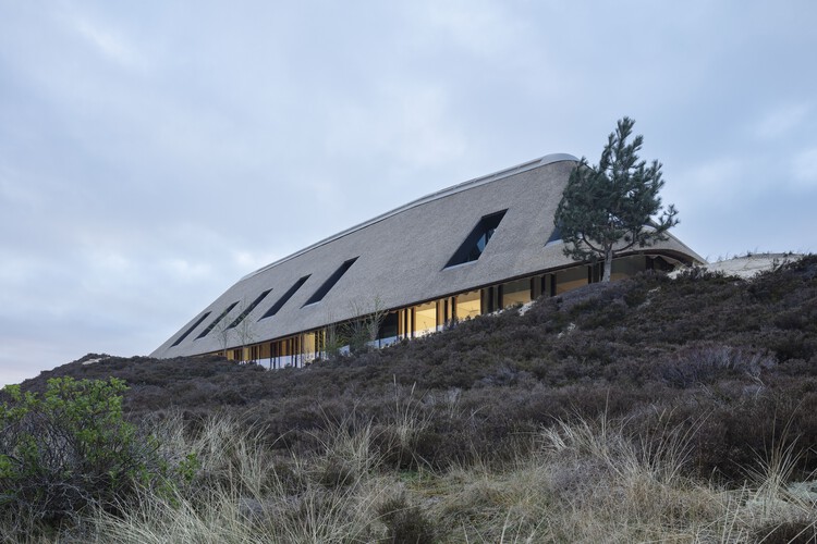 Санаторий Lanserhof Sylt / Ingenhoven Associates - Экстерьерная фотография, окна