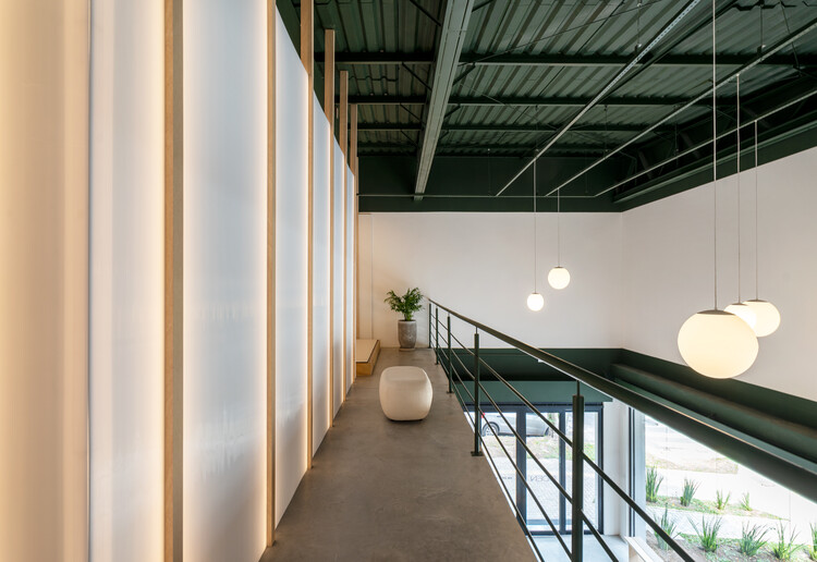 Академия джиу-джитсу Оден / 0E1 Arquitetos - Интерьерная фотография