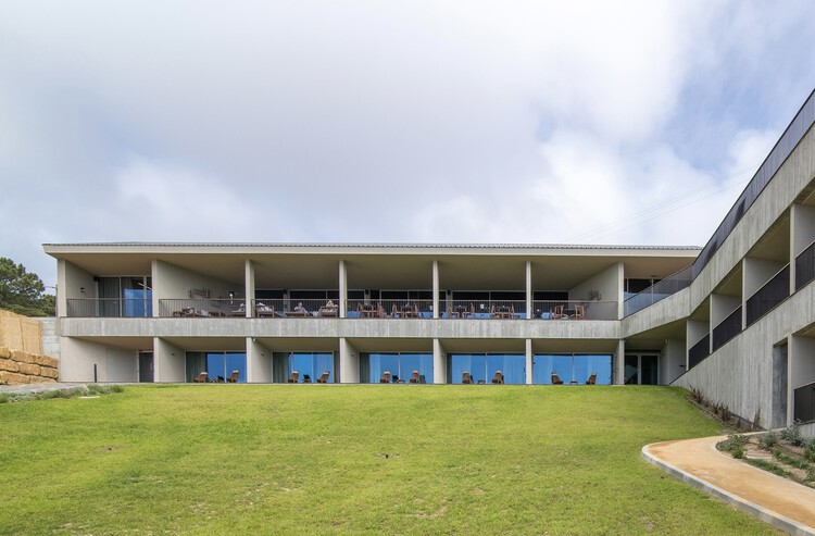 Immerso Hotel / Silva Dias Arquitectos - Экстерьерная фотография, Фасад