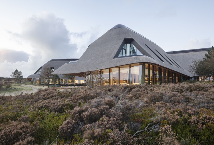 Санаторий Lanserhof Sylt / Ingenhoven Associates - Экстерьерная фотография, окна