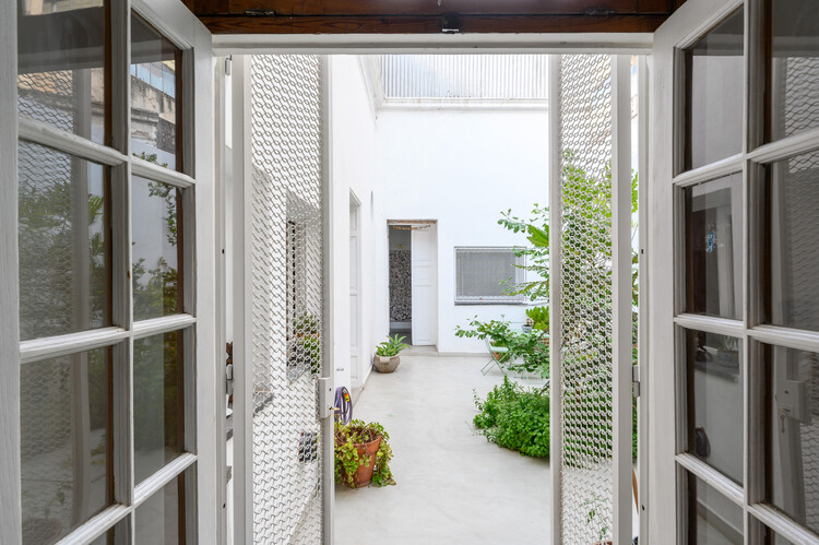 Documenta House / Estudio Palacios - Интерьерная фотография, Окна, Стекло, Фасад