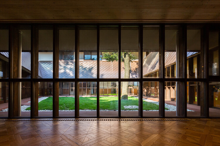 SLP Center Arc Nursery / HIBINOSEKKEI + FUKUSHIKEN - Интерьерная фотография, окна