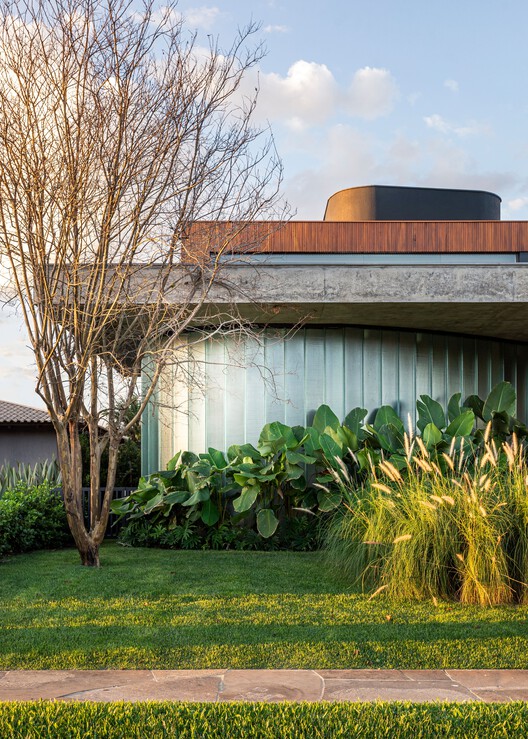 Jardins House / Stemmer Rodrigues Arquitetura - Наружная фотография, Фасад, Сад