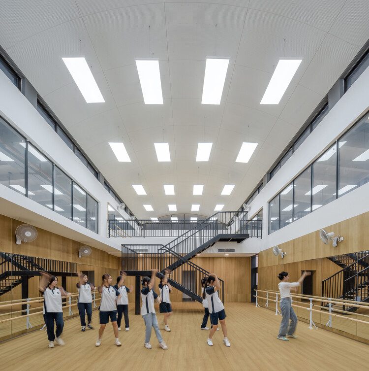 ЛИЦЕЙ Школа / DL Atelier - Интерьерная фотография, Лестницы