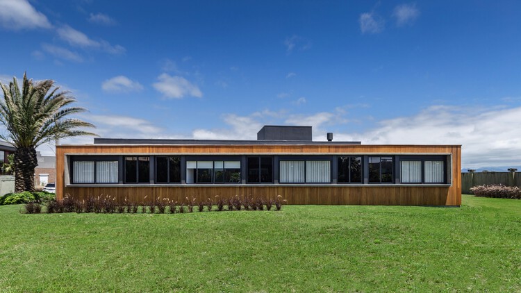 Plano House / Studio Bloco - Экстерьерная фотография, Окна