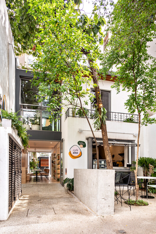 Cafezinn Café / Vapor arquitetura - Наружная фотография, Окна, Фасад