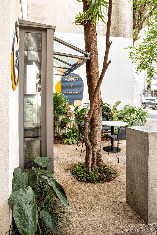 Cafezinn Café / Vapor arquitetura - Интерьерная фотография, Сад