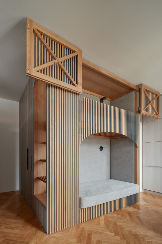 Living in a Box / ORA - Интерьерная фотография, Лестницы, Перила