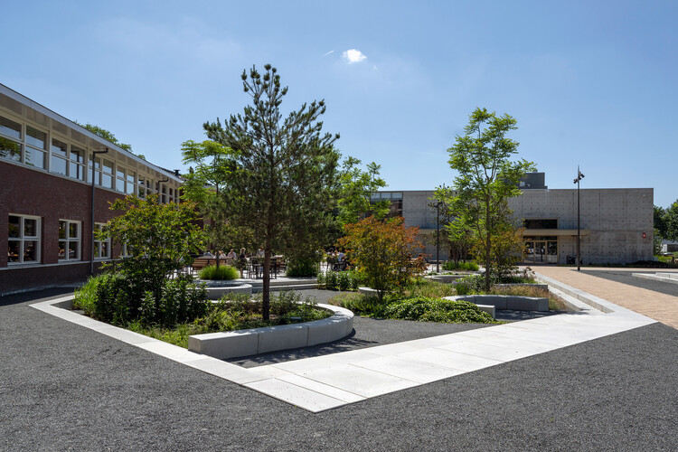 Brainport Human Campus: The Atelier / The Dutch Wave + Hal2 Projects - Наружная фотография, окна