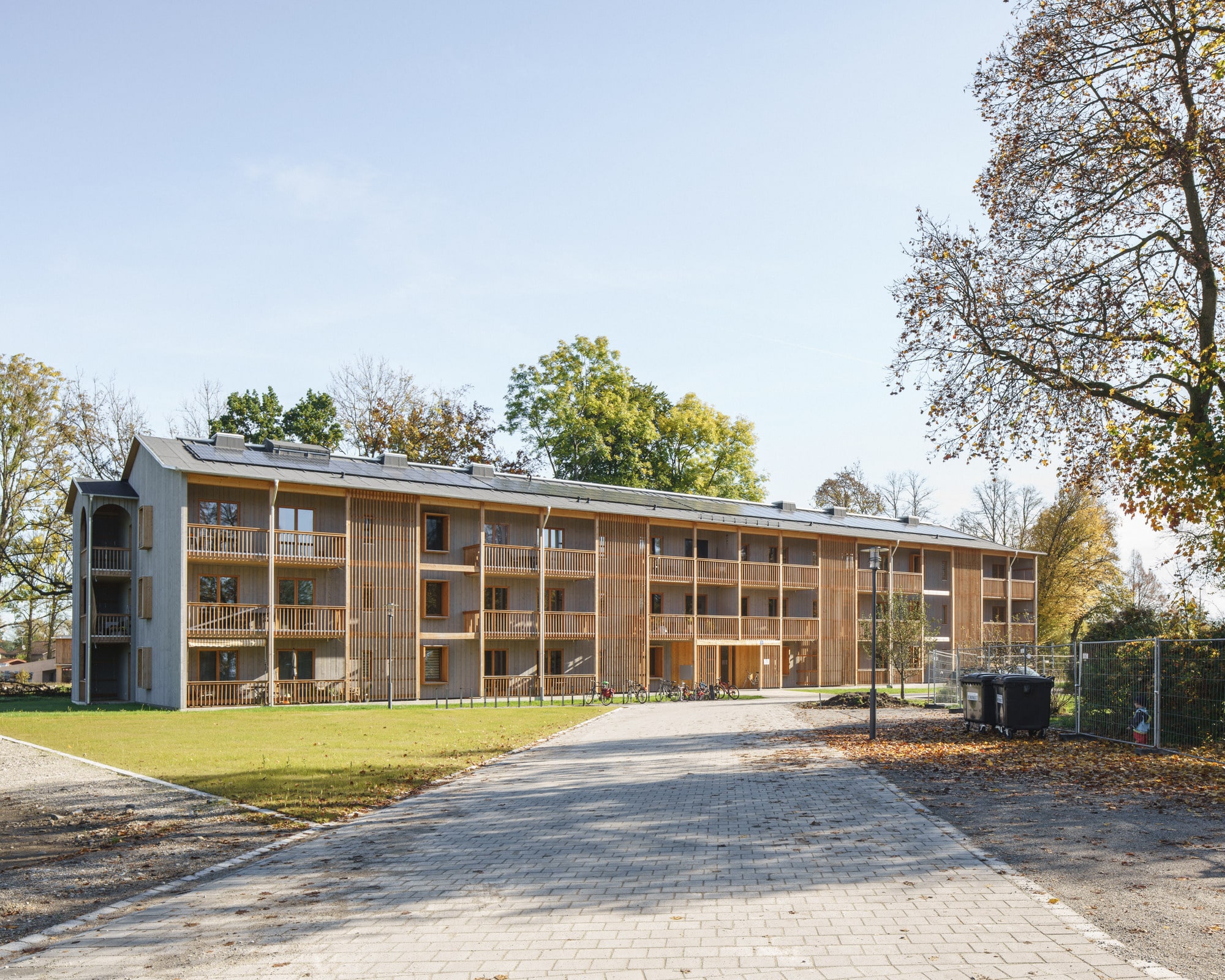 Жилье в Бад-Айблинге / Florian Nagler Architekten