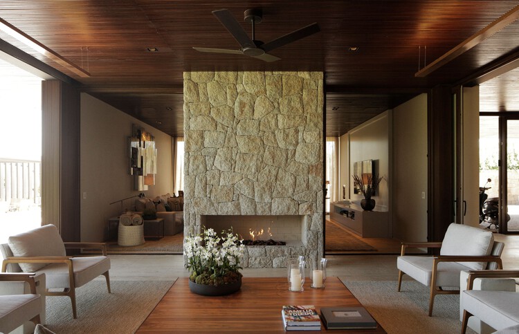 SSR Sombreiros House / Gálvez & Márton Arquitetura — изображение 19 из 36