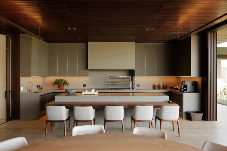 SSR Sombreiros House / Gálvez & Márton Arquitetura — изображение 20 из 36