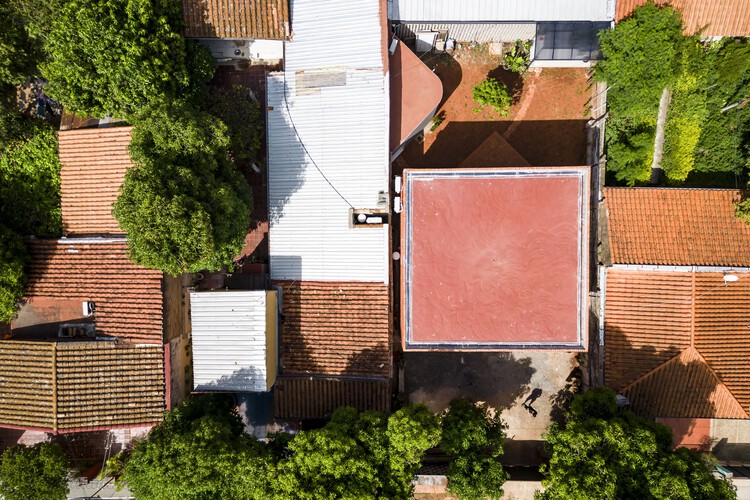 Дом 9X9 / Oficina de arquitectura X - Внешняя Фотография, Окна, Кирпич, Фасад