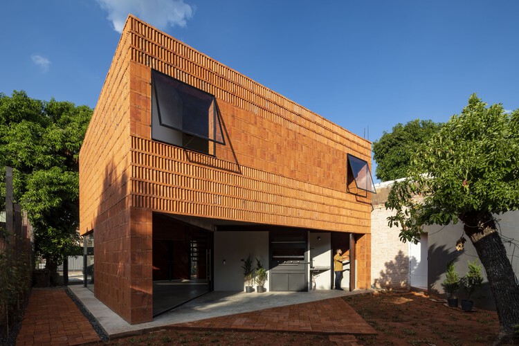 Дом 9X9 / Oficina de arquitectura X - Наружная фотография, Окна, Фасад