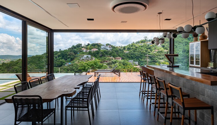 RL House/ Karina Pontes Arquitetura - Интерьерная фотография, Столовая, Стол, Стул
