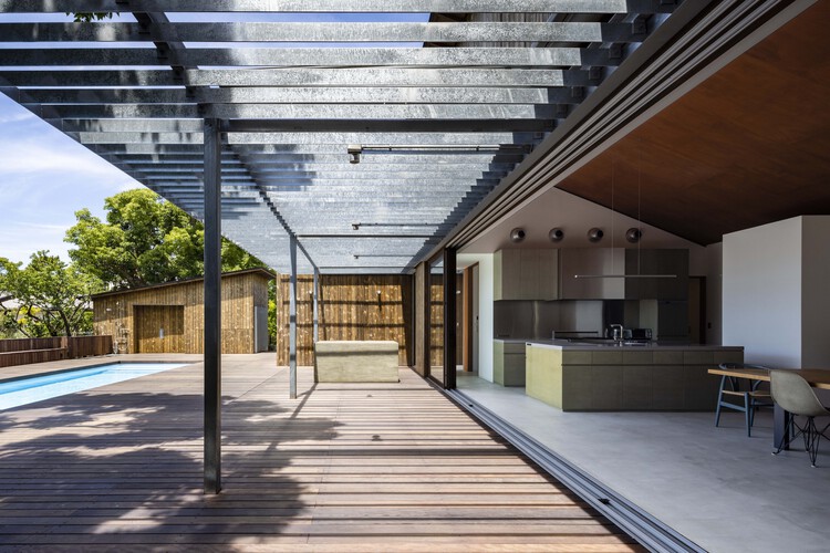 Хижины Хаяма / KEY OPERATION INC. / ARCHITECTS - Интерьерная фотография, Стул, Фасад, Балка