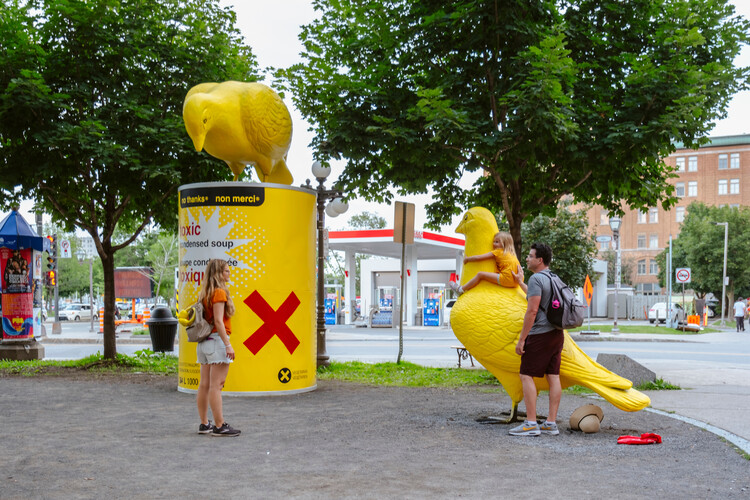 Public Art Circuit Passages Insolites 10 предлагает ретроспективный маршрут для изучения Квебека, Канада — изображение 4 из 25