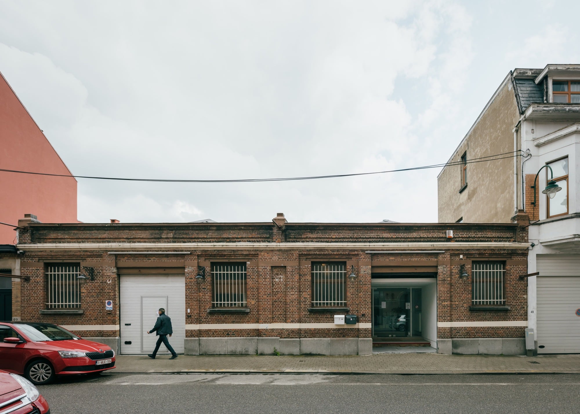 Медицинский центр Блес / OFFICEU architects