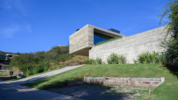 CR House / Arpon Arquitectura - Экстерьерная фотография