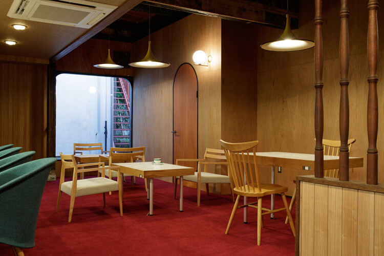 Miyagawa Angel Parlor / ROOVICE - Интерьерная фотография, Столовая, Стол, Стул