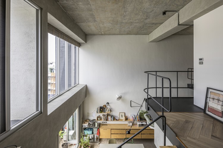 AB House / Atelier Boter - Интерьерная фотография, Лестницы, Окна, Балка, Перила