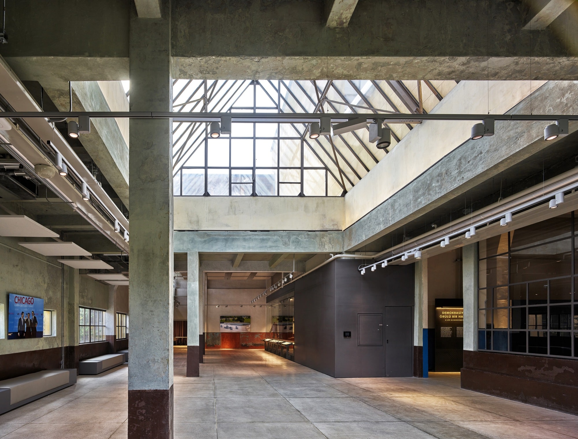 Президентский музей и библиотека AGU / EAA - Emre Arolat Architecture