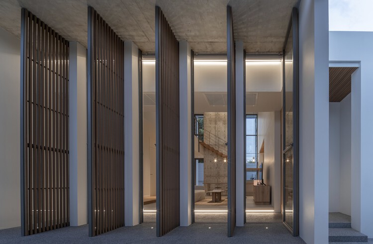 Masook House / Studio PATH - Интерьерная фотография, Фасад, Колонна