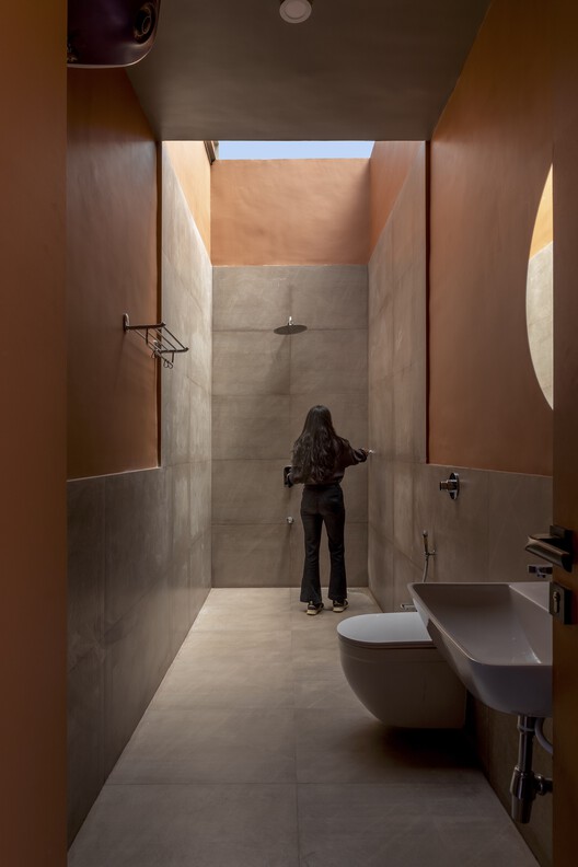Void House / pk_iNCEPTiON - Интерьерная фотография, Ванная, Раковина
