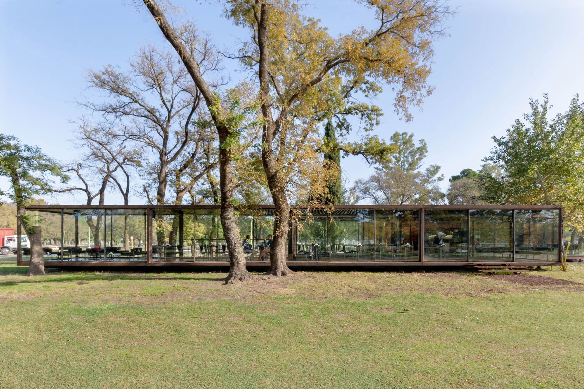 Павильон в Парке де Майо / BRA - Bernardo Rosello Arquitectura