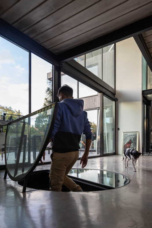 Dominga House / RBK arquitectura - Интерьерная фотография, лестницы, перила