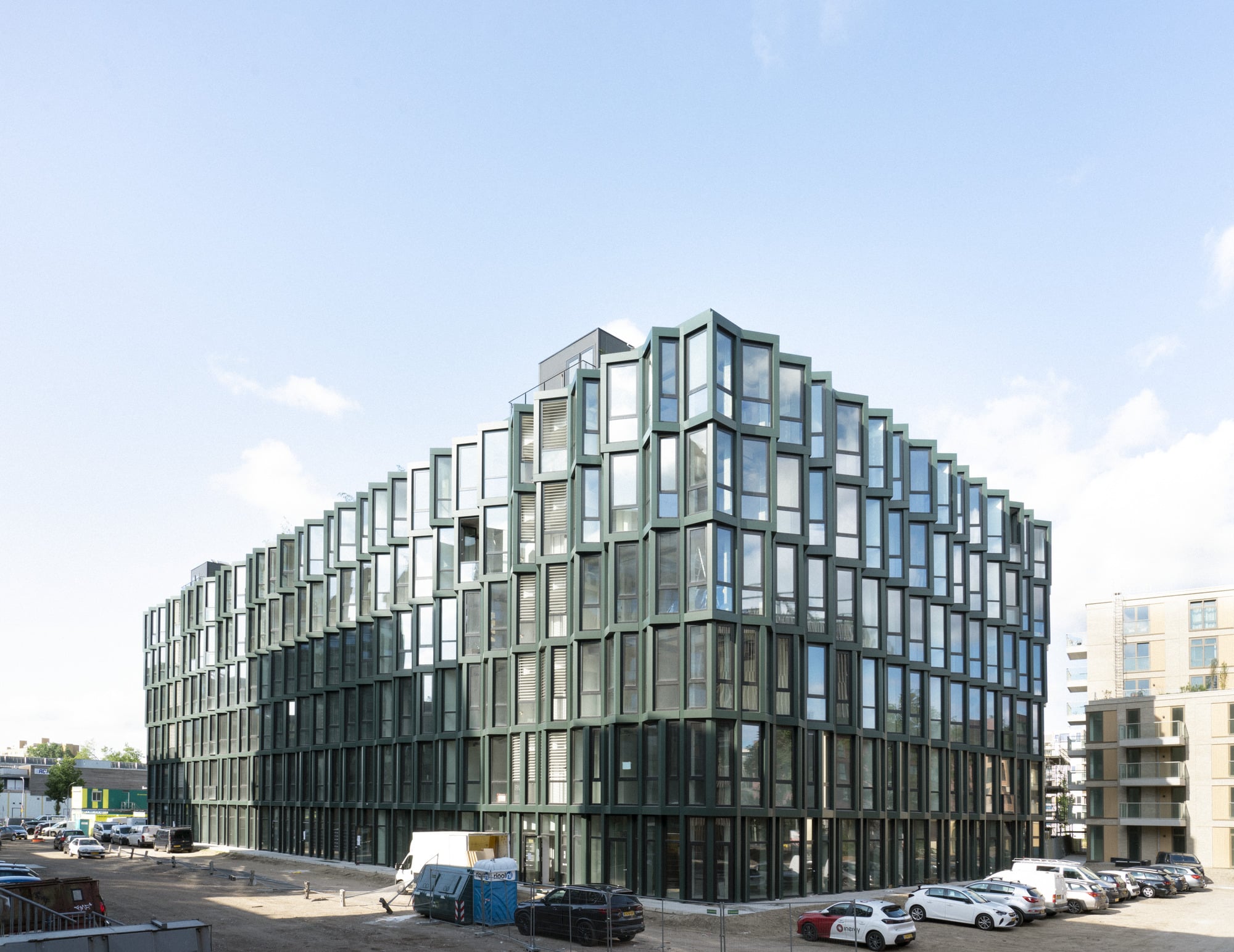 Фабрика Квартир / Слон | ArchDaily