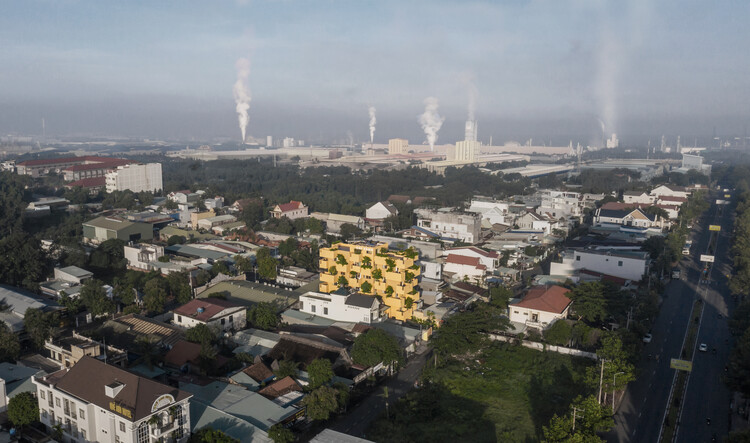 The Flying Block Hotel / TAA DESIGN - Экстерьерная фотография, Городской пейзаж, Окна